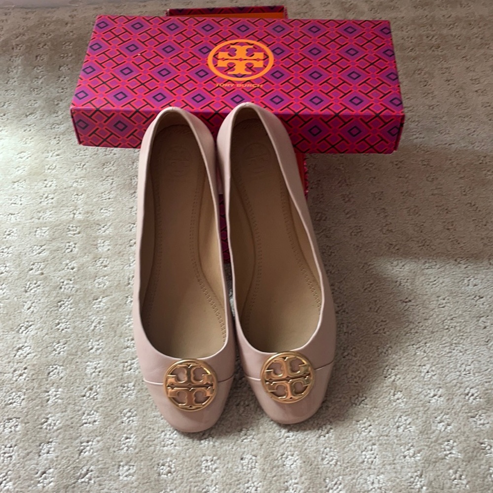 Tory Burch Sand color flats